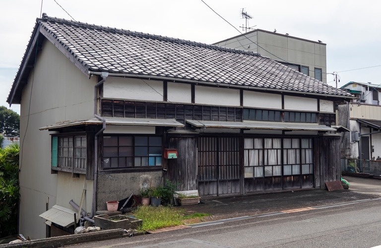 維持も大変なお困りの 空き家問題にもご対応